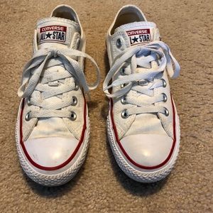 White Converse Chuck Taylor’s